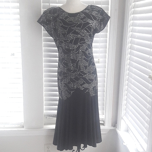 Vintage Dresses & Skirts - Vintage black With Silver glitter sparkly dress Made In USA Size 13/14